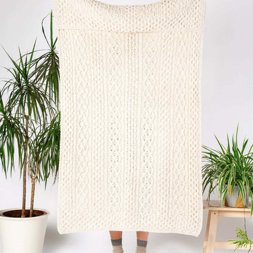 Ireland's Eye Luxe Aran Blanket in Chalkstone
