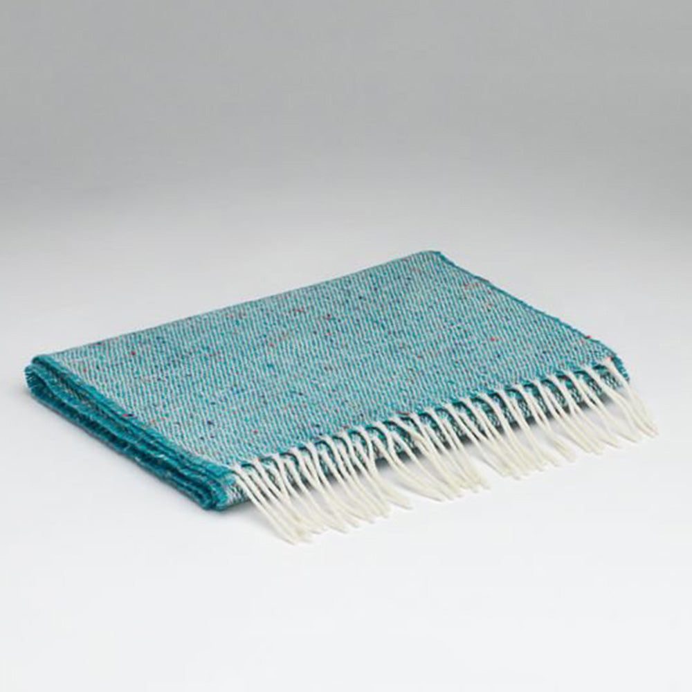 lambswool tweed scarf in peacock 