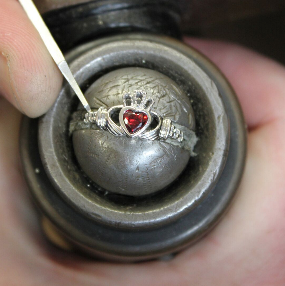 January Birthstone Claddagh Ring