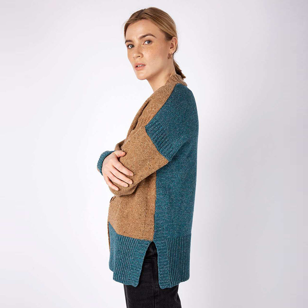 Irish Wool Button Up Colour Contrast Cardigan in Beige and aquamarine
