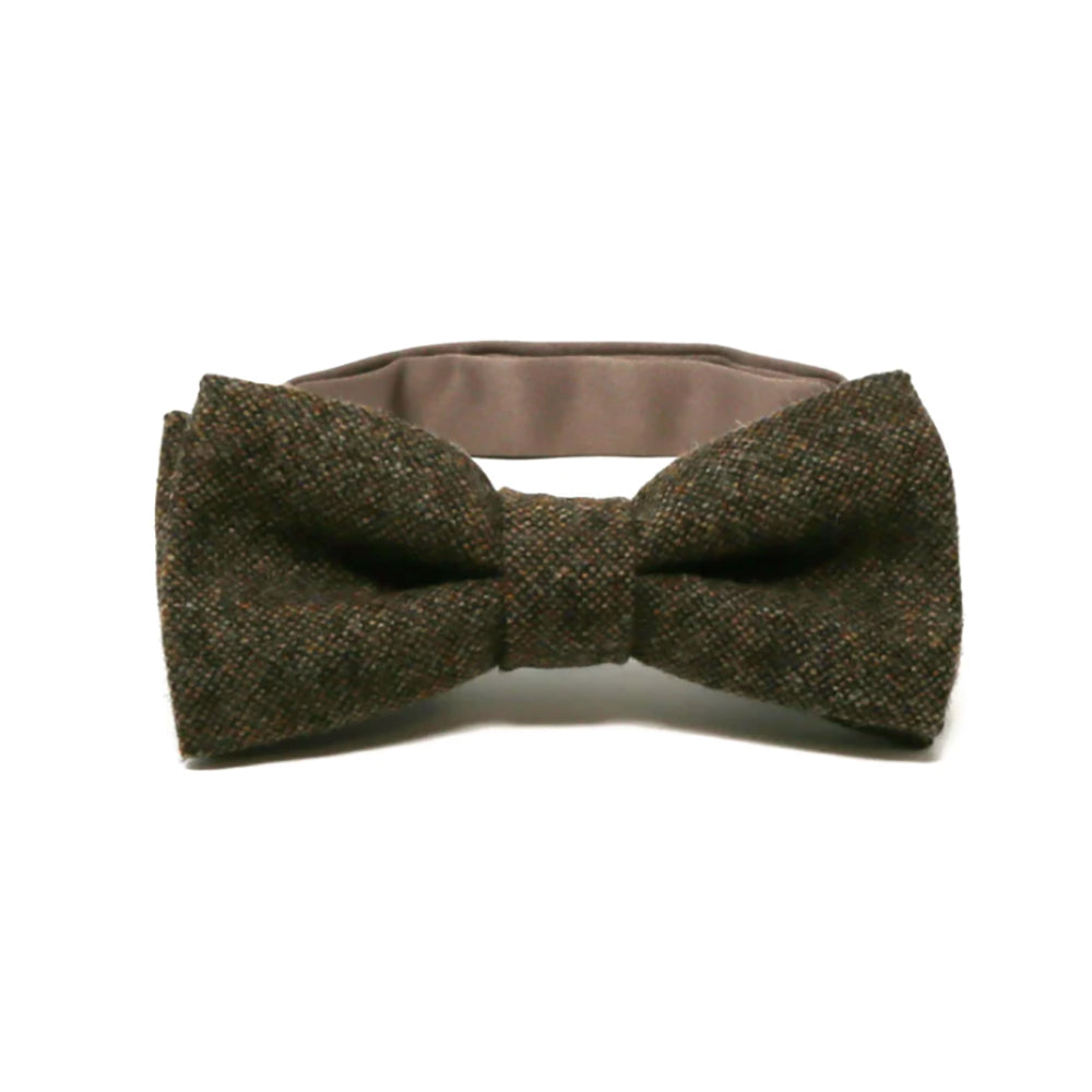 Green tweed square bow tie