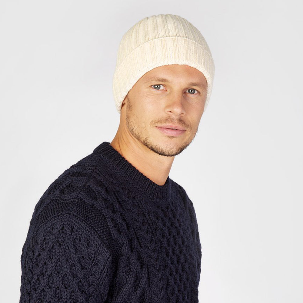 Man wearing square natural hat